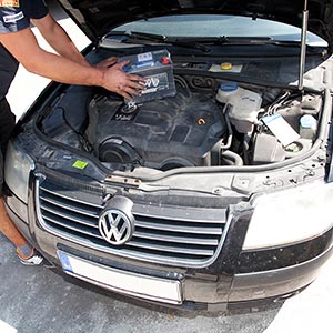 Servis akumulatorjev CarCenterCerar