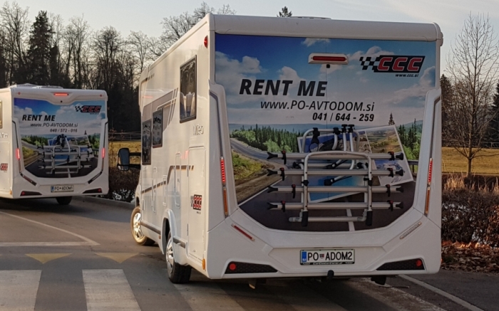 Avtodom z vlečno kljuko