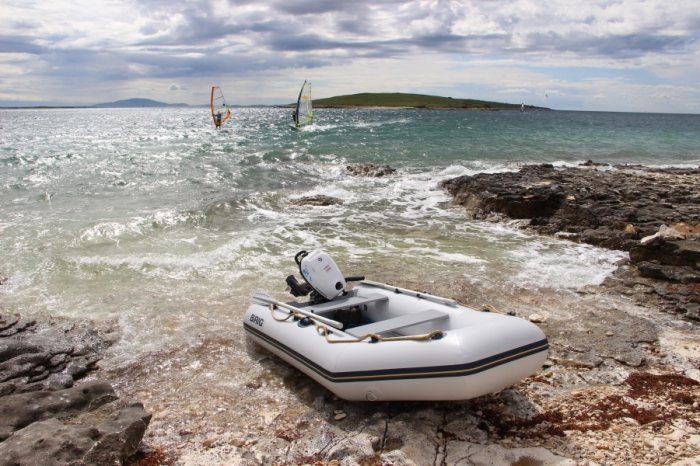 Najem čolna 3M Brig Dingo; Yamaha 5KM